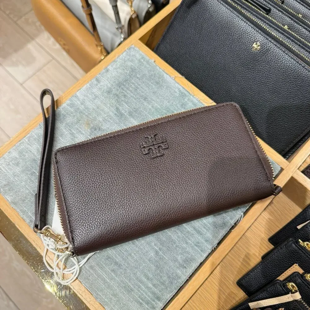 New‼️Tory Burch Thea Zip Continental Wallet 169972 Deep Brown $250